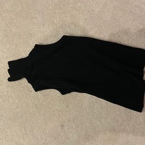 Turtleneck sleeveless sweater